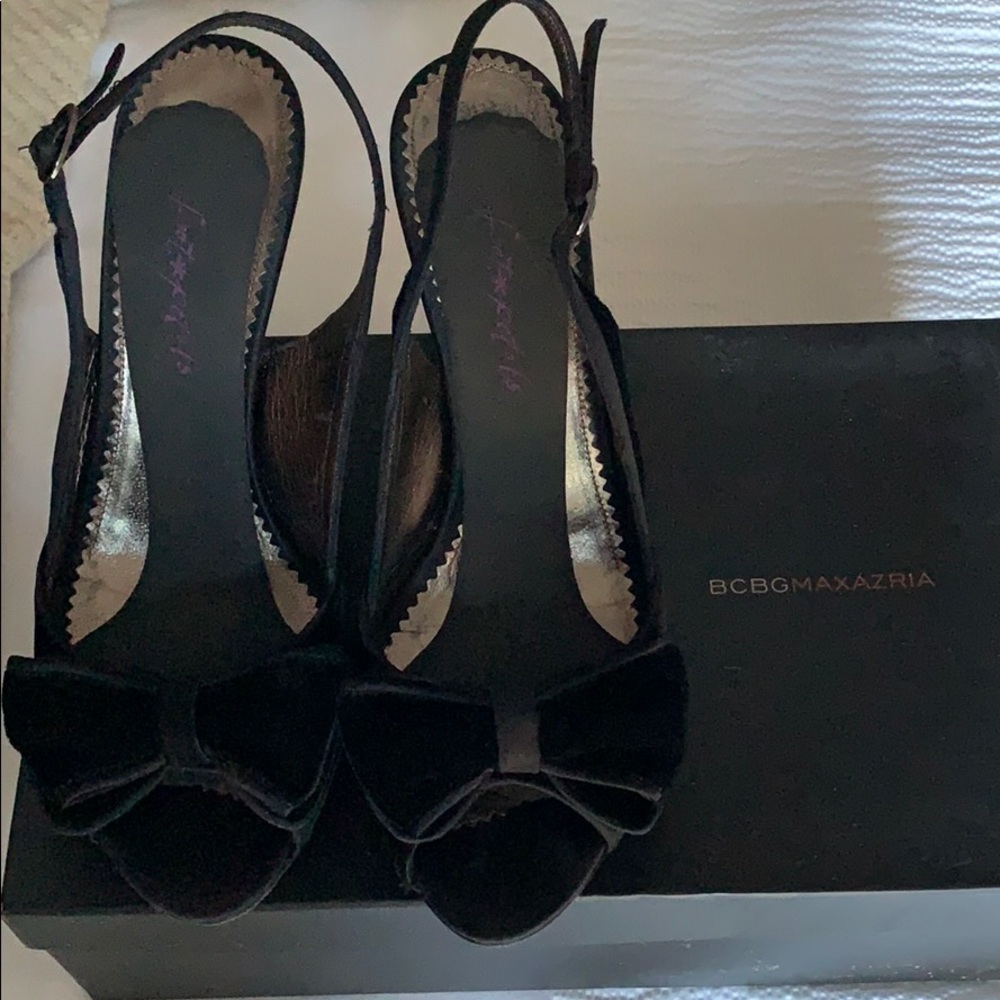 BGBG Velvet Pumps – Women's Size 7 – Stylish Elegance